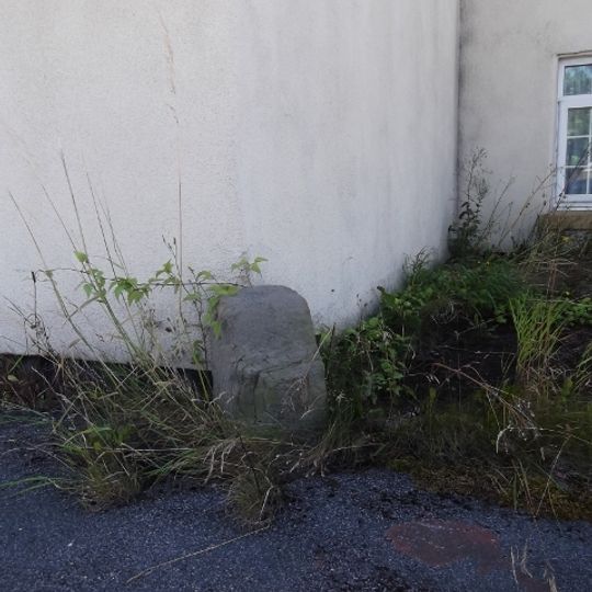 Milestone, Old A1 jct A63 Selby Road