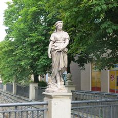 Alegorická socha Voda na mostě přes Chomutovku v Chomutově