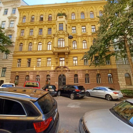 Wohnhaus Johann-Strauß-Gasse 28