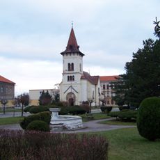 Kašna na Masarykově náměstí v Pečkách