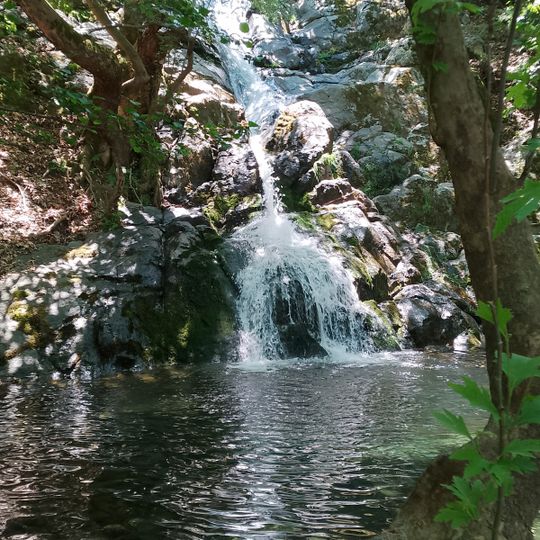 Waterfall Mikres Vathres