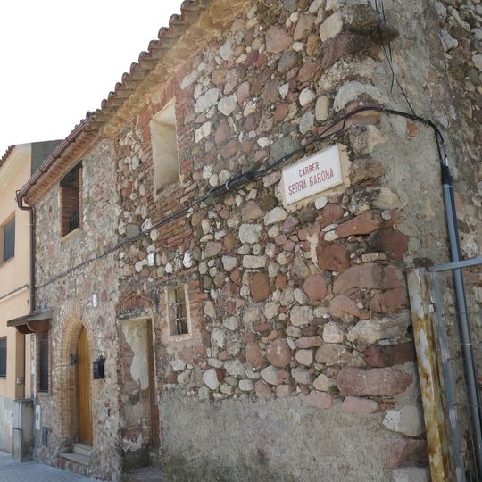 Caseriu de Serra Barona