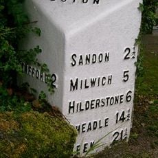 Milepost, near Hopton Farm