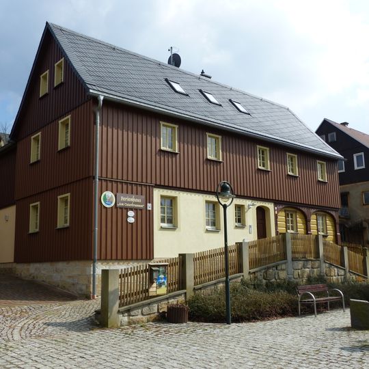 Wohnstallhaus mit integriertem Scheunenteil und Treppenaufgang Schandauer Straße 9