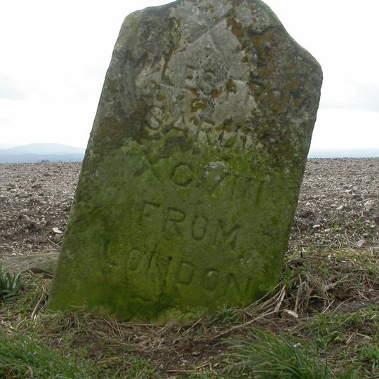 Milestone On Ridgeway Track At Ngr 847343
