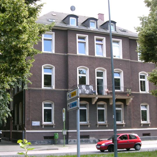 Haus Südanlage 9