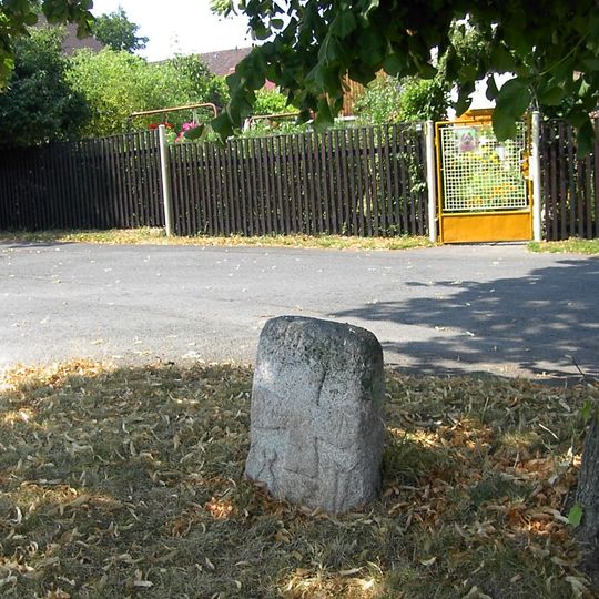 Křížový kámen naves Chodov