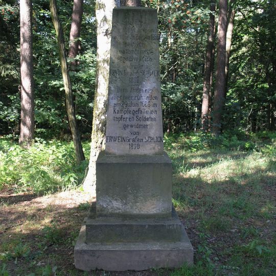 Pomník padlým 29.6.1866 naproti infocentru v Prachově