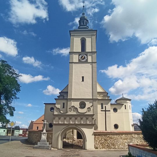 Zespół kościoła par. p.w. Św. Trójcy w Kujawach