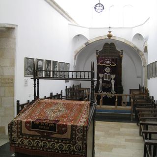 The Middle synagogue