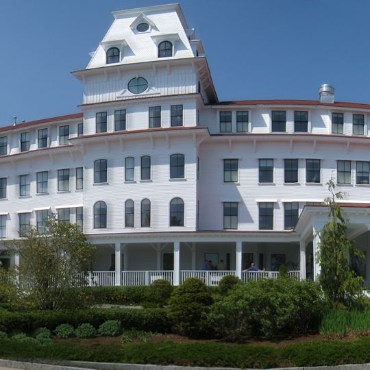 Wentworth by the Sea