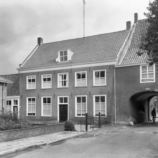 Kasteelseplaats 2, Ravenstein