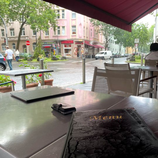Yüksel
