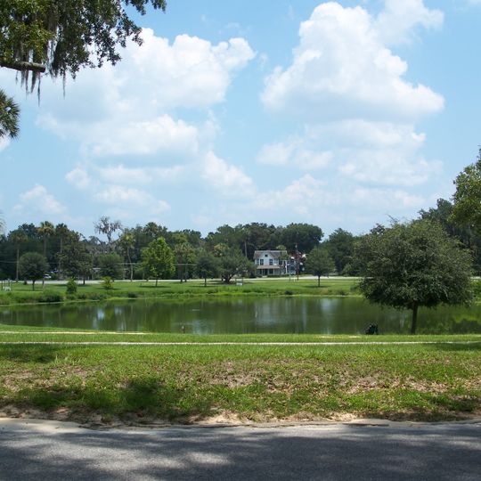 Lake Lillian Neighborhood Historic District