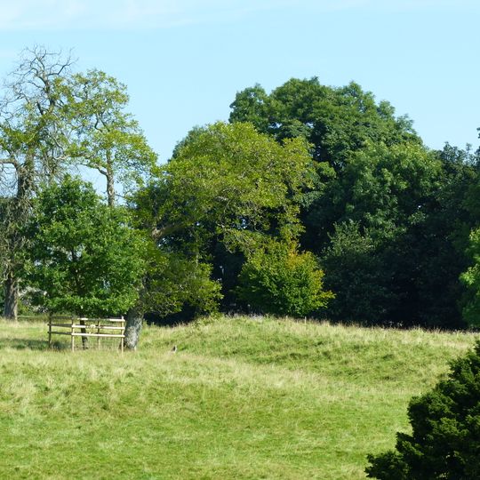 Civil War redoubt 150m east of Tissington Hall