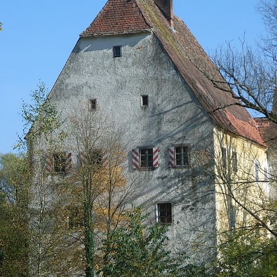 Schloss Aicha vorm Wald