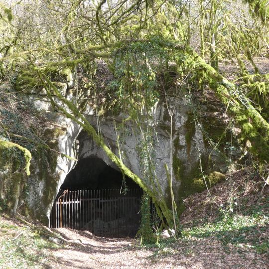 Grotte De Hautecourt
