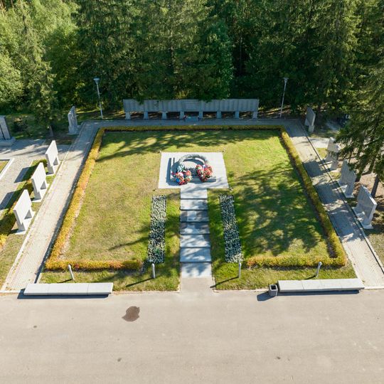 Братская могила советских воинов, павших в боях на Карельском перешейке