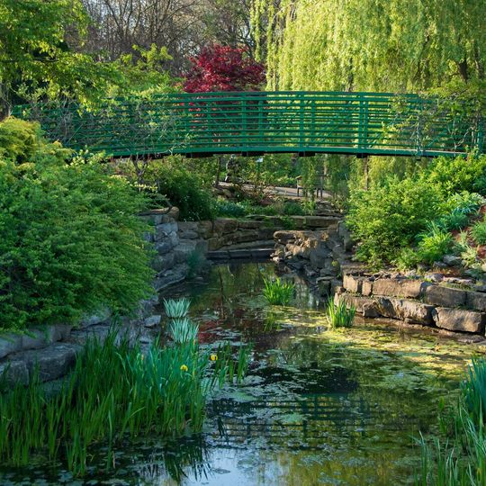 Overland Park Arboretum and Botanical Gardens