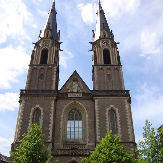 Stiftskirche St. Johann Baptist und Petrus
